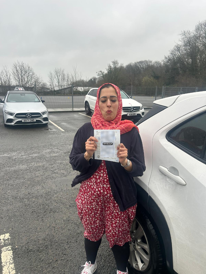 A passed learner holding a privacy-protected certificate